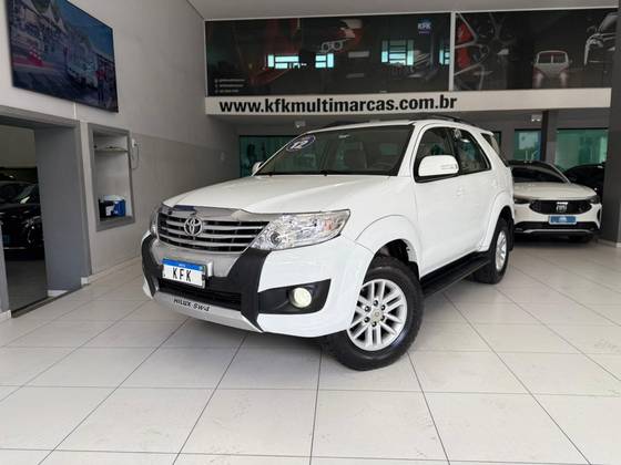 TOYOTA HILUX SW4 2.7 SR 4X2 16V FLEX 4P AUTOMÁTICO